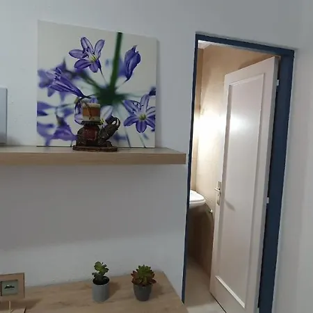 Fabulous 2-bedroom Right On The Of Crstianos Apartment Arona (Tenerife)
