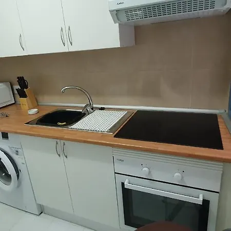 Fabulous 2-bedroom Right On The Of Crstianos Apartment Arona (Tenerife)