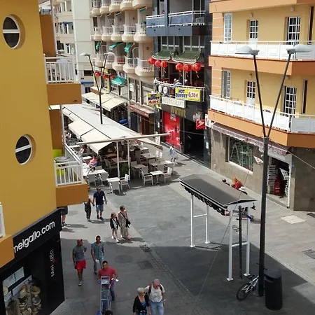 Fabulous 2-bedroom Right On The Of Crstianos Appartement *